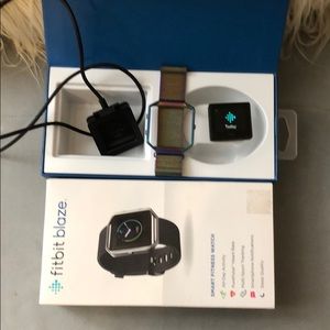 Used Fitbit blaze metallic band small, charger
